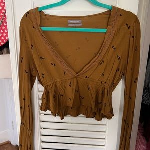 Urban Outfitters Long Sleeve Crop